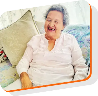 Abuelos felices en nuestro hogar